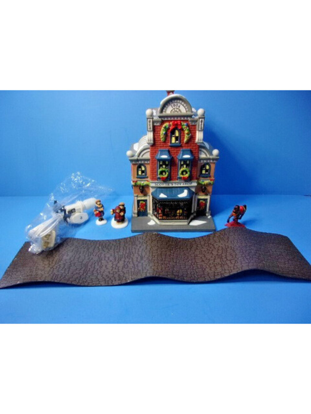 Dept 56 Christmas in the City #58871 Scottie's Toy Shop Village Gift Set Retired